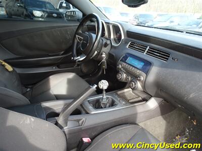 2010 Chevrolet Camaro SS   - Photo 13 - Cincinnati, OH 45255