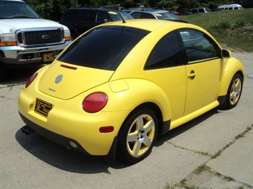 2002 Volkswagen New Beetle GLS   - Photo 6 - Cincinnati, OH 45255