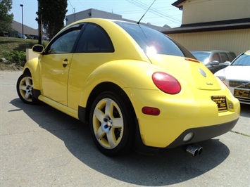 2002 Volkswagen New Beetle GLS   - Photo 12 - Cincinnati, OH 45255