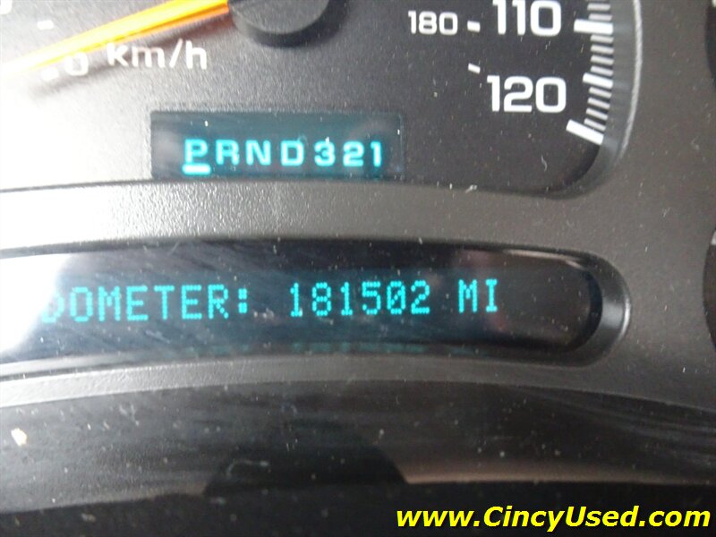 2004 Chevrolet Silverado 2500 LT 4dr Crew Cab LT - Photo 18 - Cincinnati, OH 45255