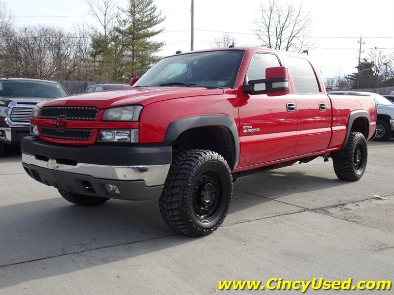 2004 Chevrolet Silverado 2500 LT 4dr Crew Cab LT - Photo 4 - Cincinnati, OH 45255