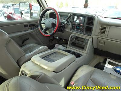 2004 Chevrolet Silverado 2500 LT 4dr Crew Cab LT - Photo 13 - Cincinnati, OH 45255