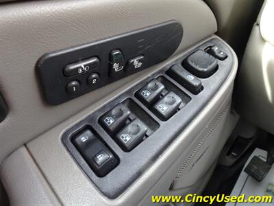 2004 Chevrolet Silverado 2500 LT 4dr Crew Cab LT - Photo 20 - Cincinnati, OH 45255