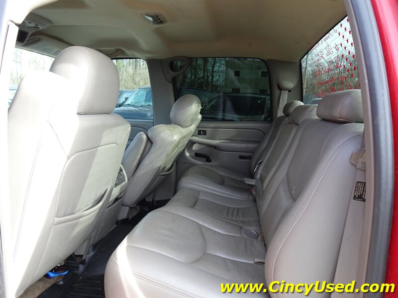 2004 Chevrolet Silverado 2500 LT 4dr Crew Cab LT - Photo 11 - Cincinnati, OH 45255