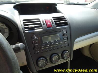 2012 Subaru Impreza 2.0i Premium   - Photo 19 - Cincinnati, OH 45255
