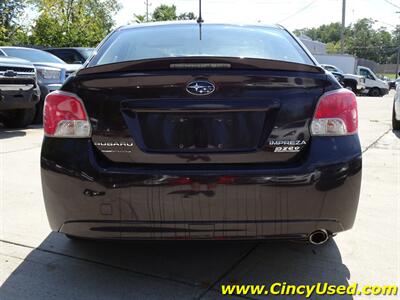 2012 Subaru Impreza 2.0i Premium   - Photo 8 - Cincinnati, OH 45255