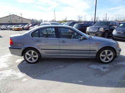 2005 BMW 3 Series 330xi  3.0L I6 AWD - Photo 4 - Cincinnati, OH 45255