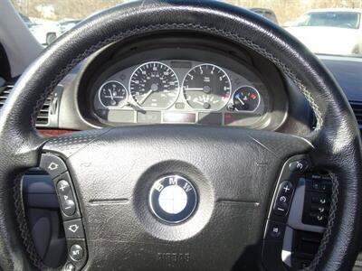 2005 BMW 3 Series 330xi  3.0L I6 AWD - Photo 17 - Cincinnati, OH 45255