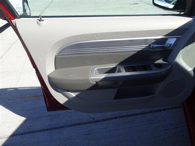 2009 Chrysler Sebring Touring  2.7L V6 FWD - Photo 20 - Cincinnati, OH 45255