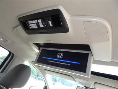 2015 Honda Odyssey Touring Elite   - Photo 18 - Cincinnati, OH 45255