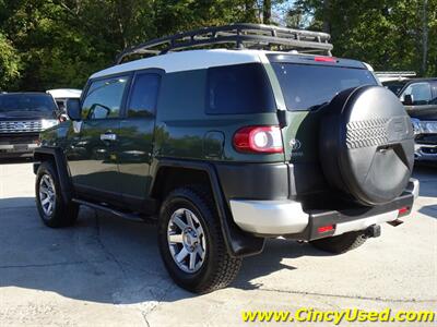 2014 Toyota FJ Cruiser   - Photo 10 - Cincinnati, OH 45255