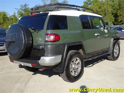 2014 Toyota FJ Cruiser   - Photo 8 - Cincinnati, OH 45255