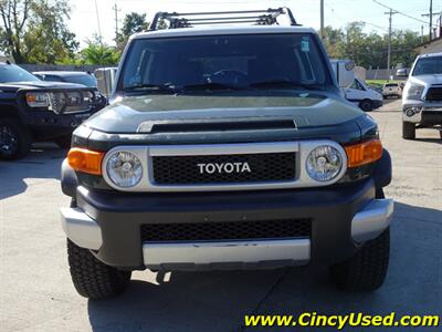 2014 Toyota FJ Cruiser   - Photo 2 - Cincinnati, OH 45255