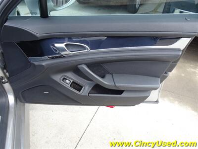 2010 Porsche Panamera 4S   - Photo 28 - Cincinnati, OH 45255