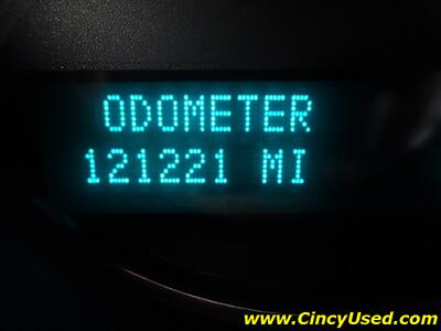2013 Chevrolet Silverado 2500 LT   - Photo 21 - Cincinnati, OH 45255