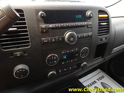 2013 Chevrolet Silverado 2500 LT   - Photo 18 - Cincinnati, OH 45255