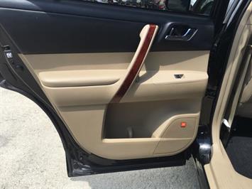 2013 Toyota Highlander Hybrid Limited   - Photo 28 - Cincinnati, OH 45255
