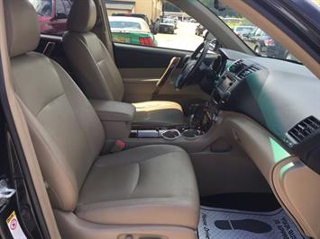 2013 Toyota Highlander Hybrid Limited   - Photo 8 - Cincinnati, OH 45255