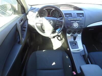 2011 Mazda Mazda3 i Touring   - Photo 25 - Cincinnati, OH 45255