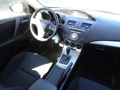 2011 Mazda Mazda3 i Touring   - Photo 17 - Cincinnati, OH 45255