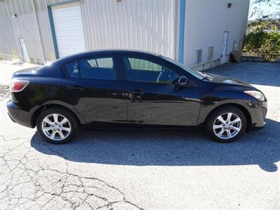 2011 Mazda Mazda3 i Touring   - Photo 12 - Cincinnati, OH 45255