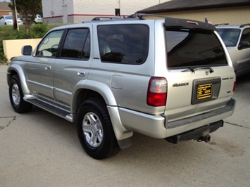 2000 Toyota 4Runner Limited   - Photo 4 - Cincinnati, OH 45255