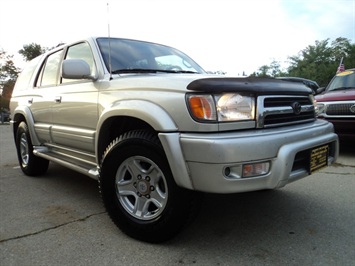 2000 Toyota 4Runner Limited   - Photo 10 - Cincinnati, OH 45255