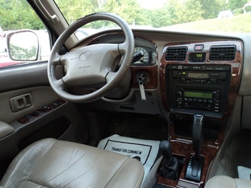 2000 Toyota 4Runner Limited   - Photo 7 - Cincinnati, OH 45255