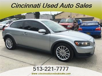 2008 Volvo C30 T5 Version 2.0   - Photo 1 - Cincinnati, OH 45255