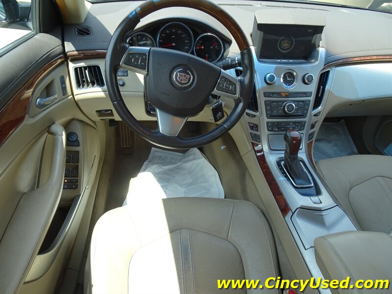 2010 Cadillac CTS 3.0L V6 Luxury - Photo 12 - Cincinnati, OH 45255