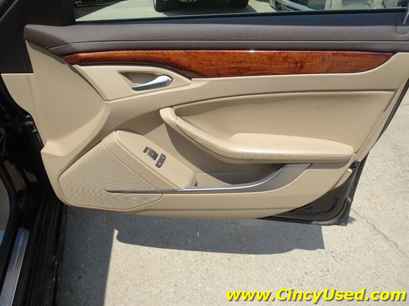 2010 Cadillac CTS 3.0L V6 Luxury - Photo 29 - Cincinnati, OH 45255