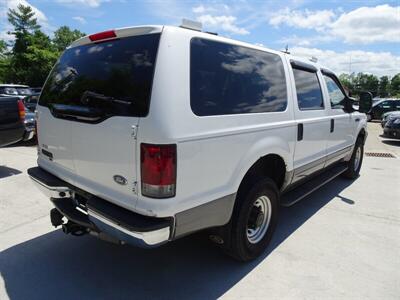 2003 Ford Excursion XLT   - Photo 3 - Cincinnati, OH 45255