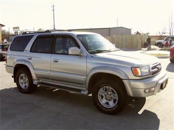 2000 Toyota 4Runner Limited   - Photo 1 - Cincinnati, OH 45255