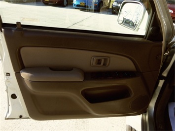 2000 Toyota 4Runner Limited   - Photo 19 - Cincinnati, OH 45255
