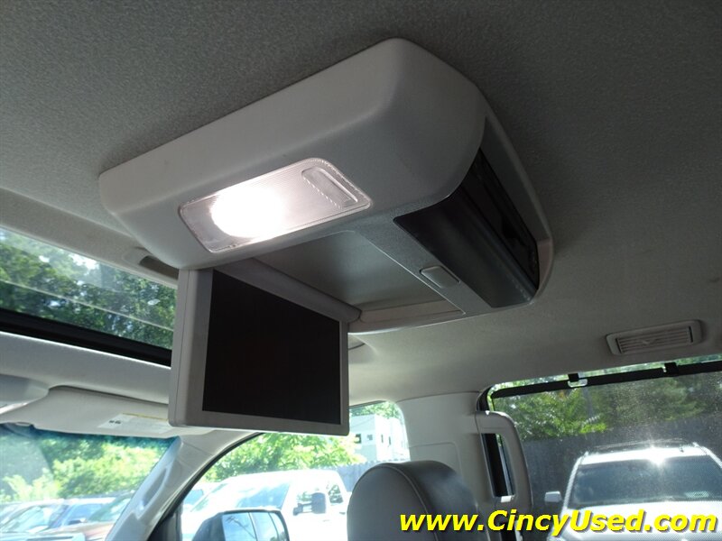 2010 Toyota Sequoia Platinum - Photo 30 - Cincinnati, OH 45255