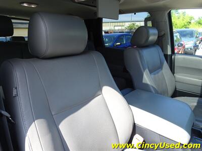2010 Toyota Sequoia Platinum - Photo 17 - Cincinnati, OH 45255