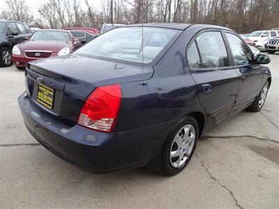 2006 Hyundai Elantra Limited  I4 FWD - Photo 11 - Cincinnati, OH 45255