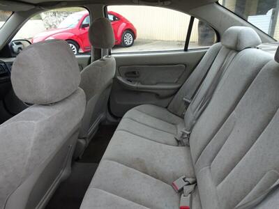 2006 Hyundai Elantra Limited  I4 FWD - Photo 28 - Cincinnati, OH 45255