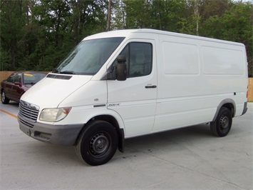 2004 Dodge 2500 Sprinter Vans Super High Ceiling   - Photo 3 - Cincinnati, OH 45255