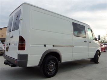 2004 Dodge 2500 Sprinter Vans Super High Ceiling   - Photo 13 - Cincinnati, OH 45255