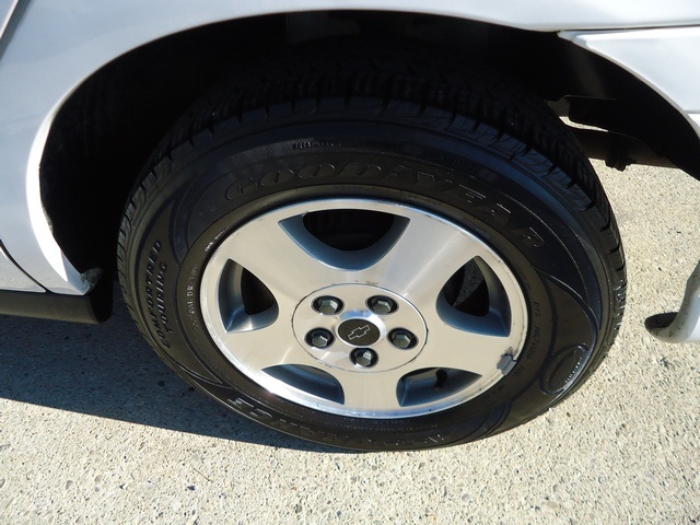 2005 Chevrolet Malibu Classic - Photo 27 - Cincinnati, OH 45255