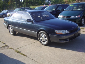 1992 LEXUS ES 300   - Photo 1 - Cincinnati, OH 45255