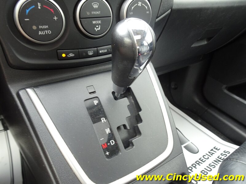 2012 Mazda MAZDA5 Grand Touring - Photo 19 - Cincinnati, OH 45255