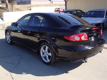 2004 Mazda Mazda6 S   - Photo 4 - Cincinnati, OH 45255