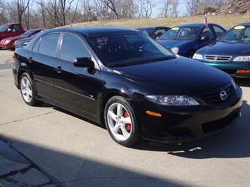 2004 Mazda Mazda6 S   - Photo 1 - Cincinnati, OH 45255