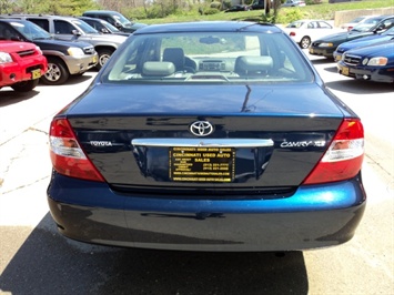 2002 Toyota Camry XLE   - Photo 5 - Cincinnati, OH 45255