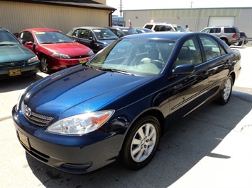 2002 Toyota Camry XLE   - Photo 3 - Cincinnati, OH 45255