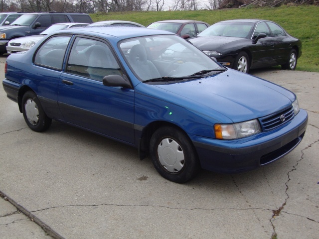 There is a TOYOTA TERCEL VXEEL43 available for sale with the reference number BF78253 on BE FORWARD.