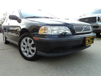 2000 Volvo V40   - Photo 10 - Cincinnati, OH 45255