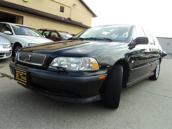 2000 Volvo V40   - Photo 11 - Cincinnati, OH 45255